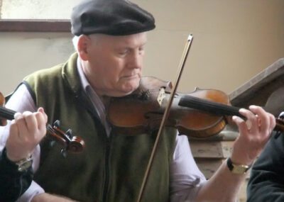 Danny Meehan (fiddle)